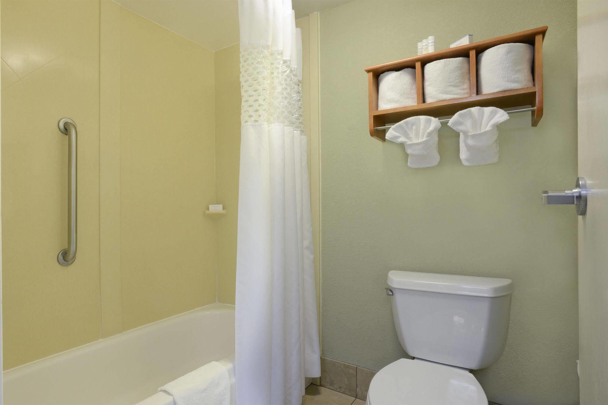 Hampton Hilton Head Hotel